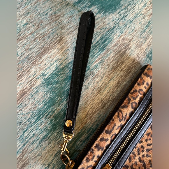 Express Leopard Wristlet - Picture 4 of 4